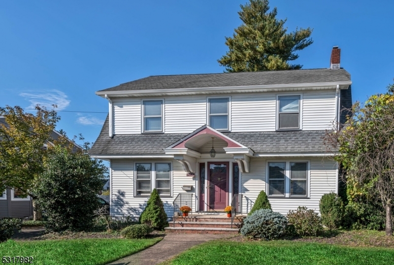 Property Photo:  502 Ramapo Ave  NJ 07442 