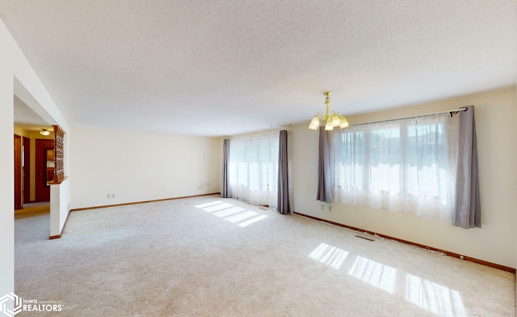 Property Photo:  1024 14th Street  IA 50401 