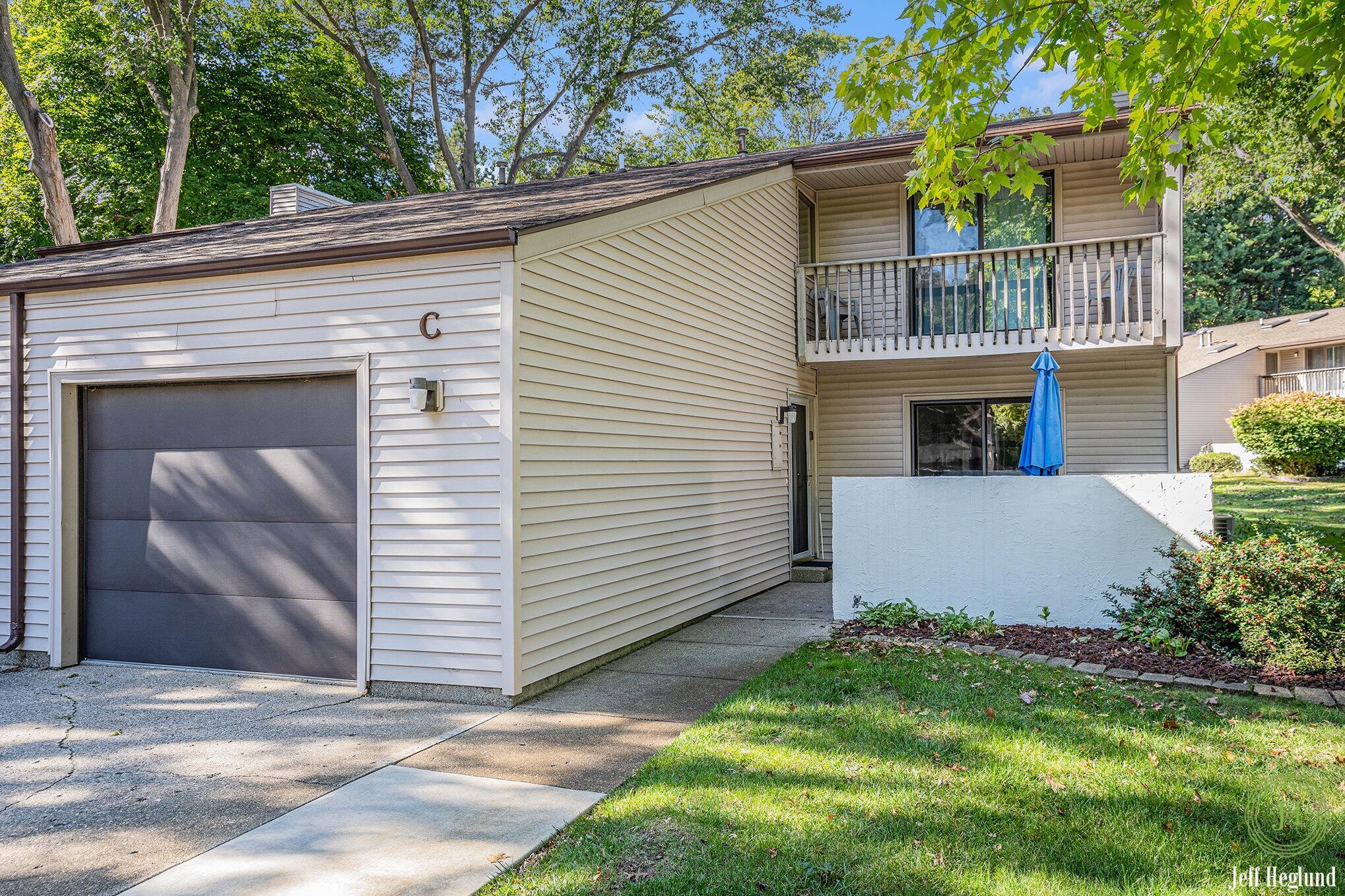 Property Photo: 17472 Parkwood Drive MI 49456
