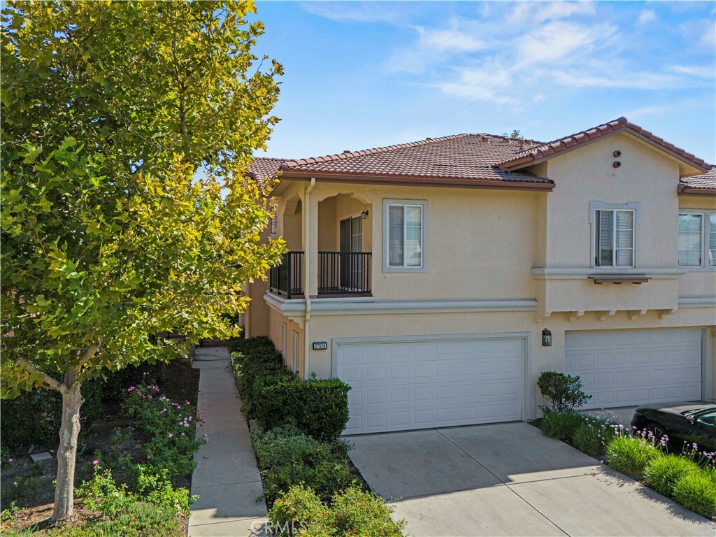 27938 Dickason Drive  Valencia CA 91354 photo