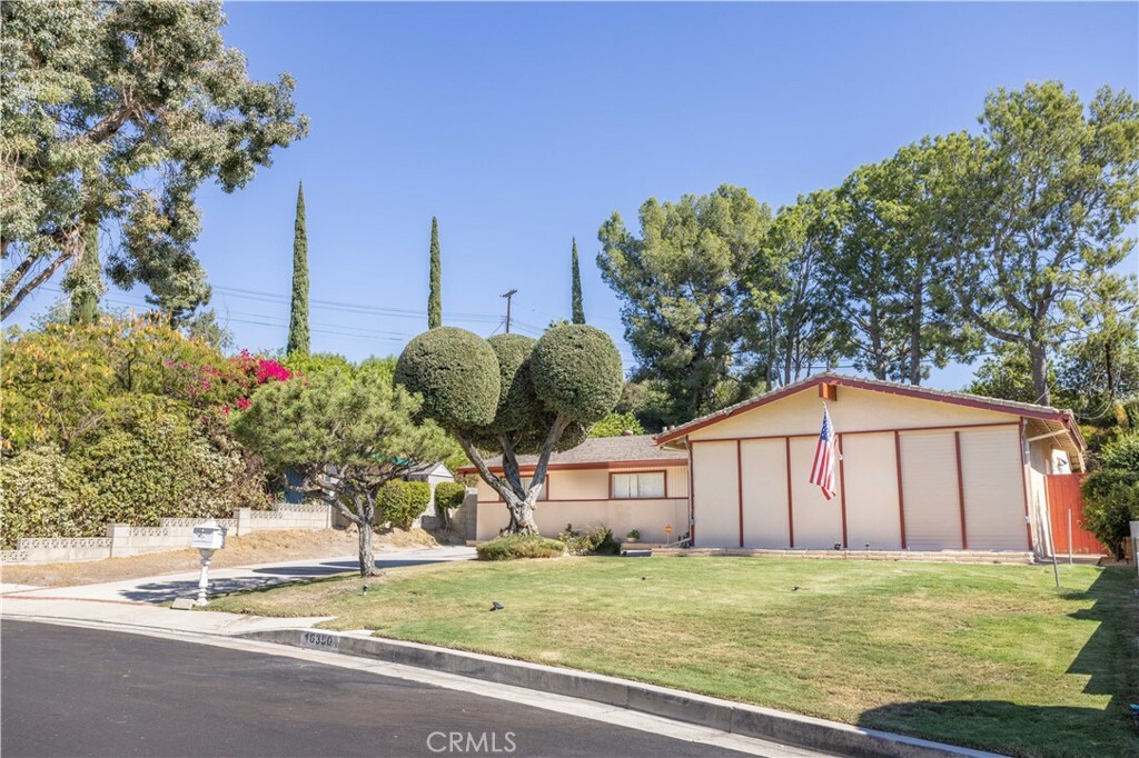 16350 Buchet Drive  Granada Hills CA 91344 photo