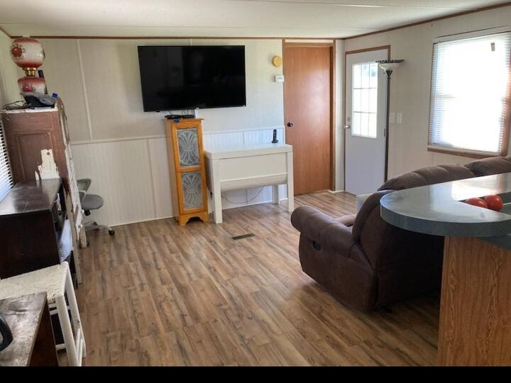Property Photo: 646 Barnes Mill Rd TN 37166