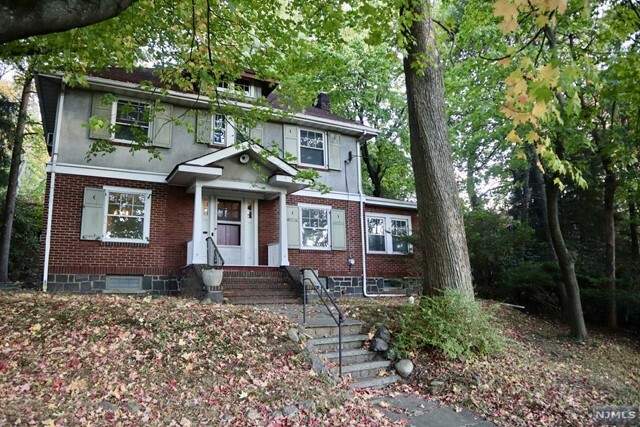 Property Photo:  47 Paulin Boulevard  NJ 07605 