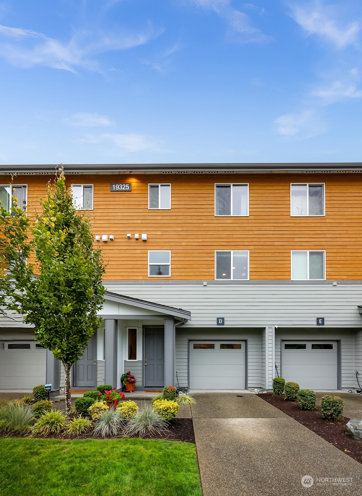 Property Photo: 19325 35th Drive SE D WA 98012