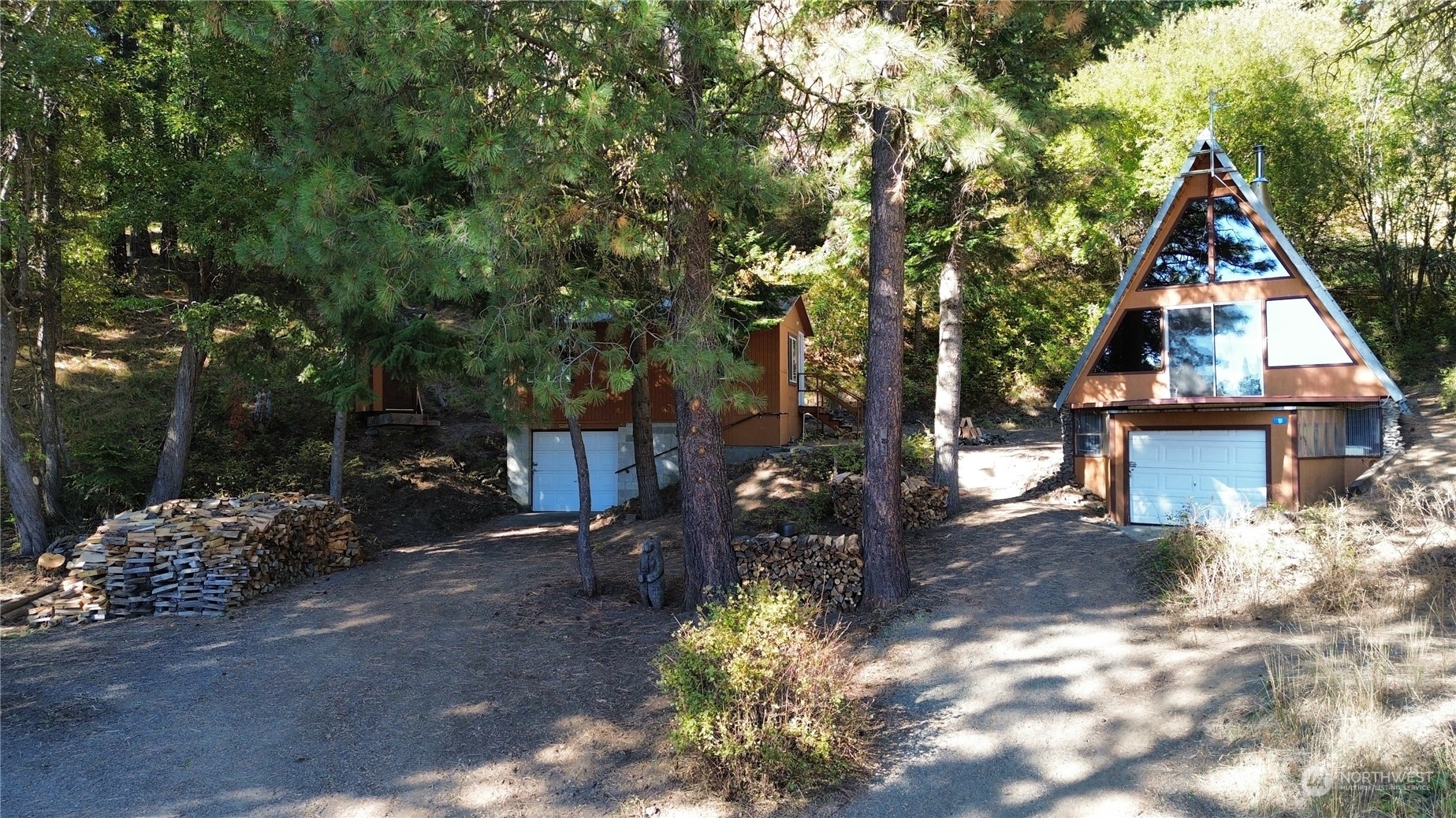 Property Photo:  181 Elk Road  WA 98922 