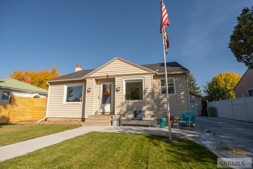 365 E 24th Street  Idaho Falls ID 83404 photo