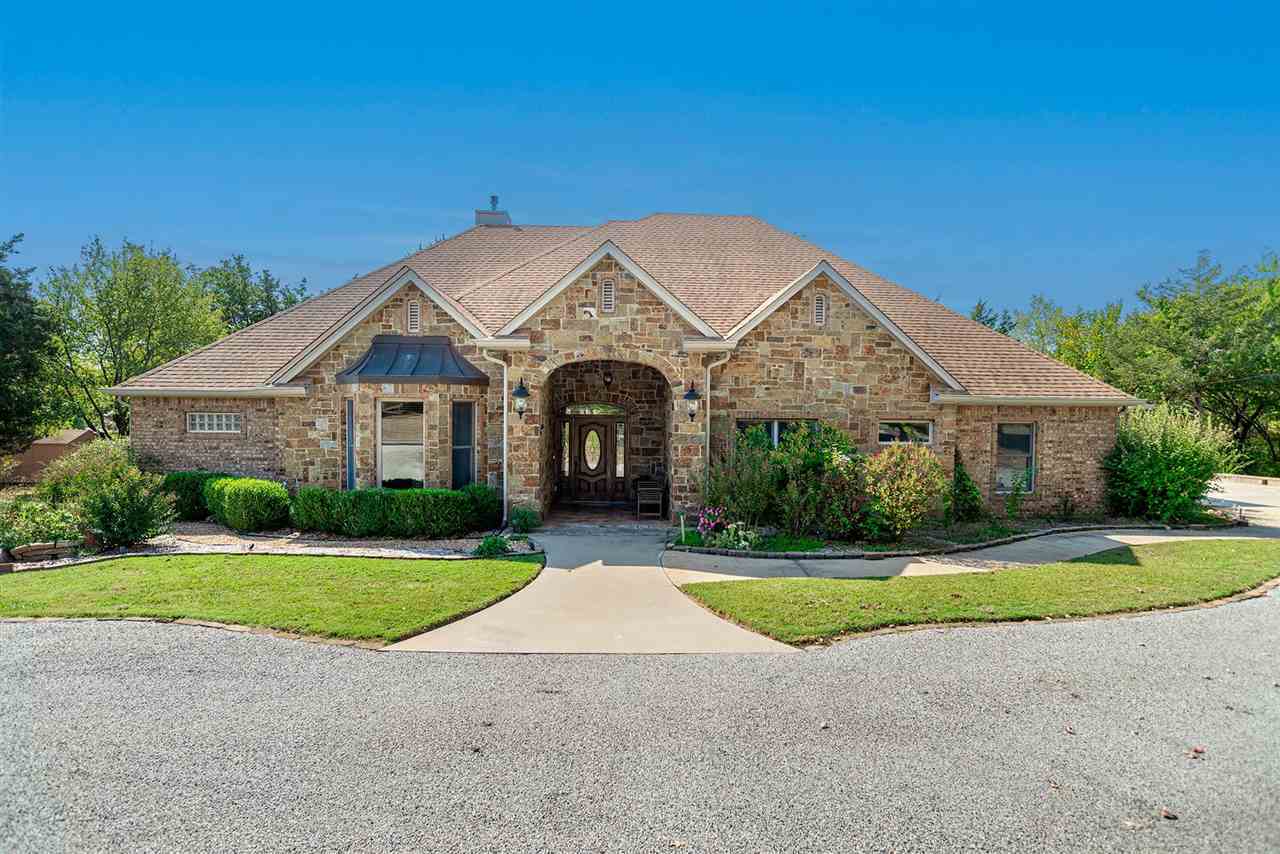 Property Photo:  3223 Live Oak Lane  OK 74075 