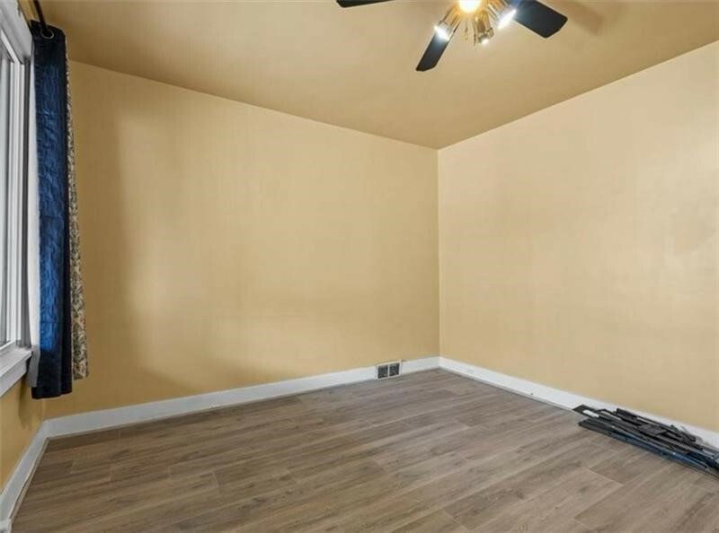 Property Photo:  6926 Bishop St  PA 15206 