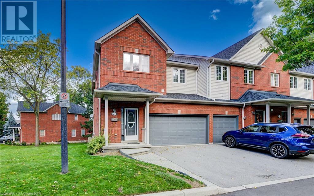 Property Photo: 120 Beddoe Drive 21 ON L8P 4Z4