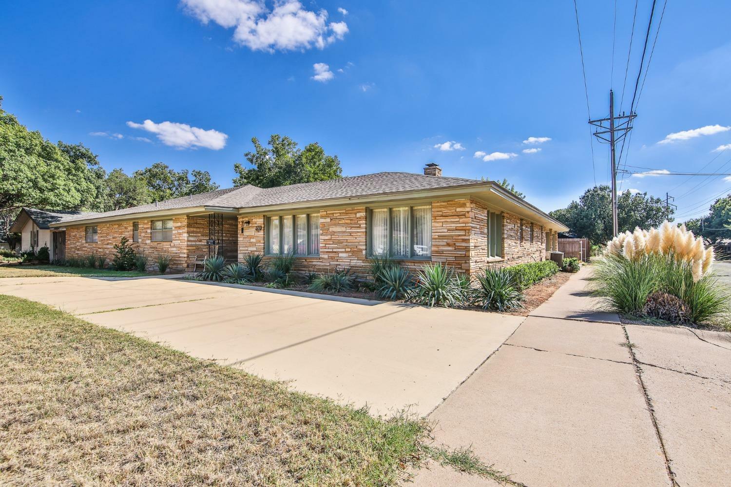 Property Photo:  3713 68th Street  TX 79413 