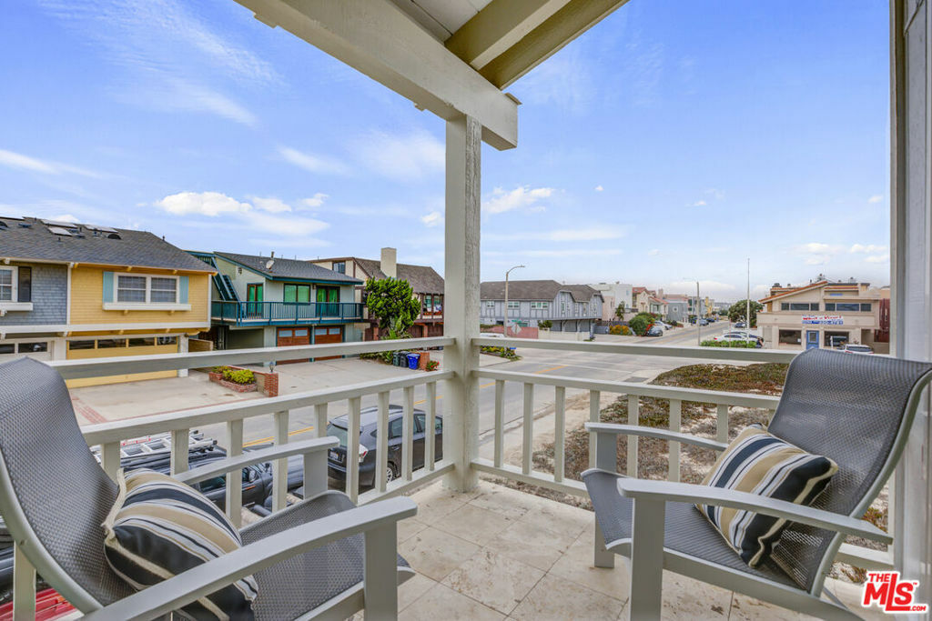 3950 Ocean Drive  Oxnard CA 93035 photo