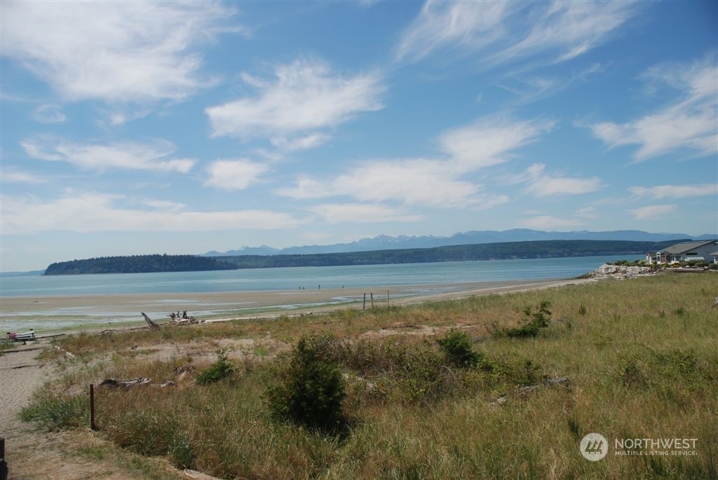 Property Photo:  5134 NE Cedar Lane  WA 98340 