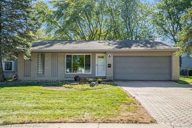 Property Photo: 36473 Grove Street MI 48154