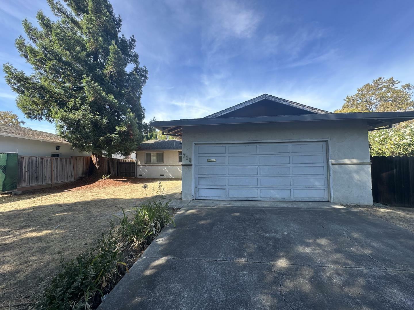 Property Photo:  713 Henrietta Avenue  CA 94086 