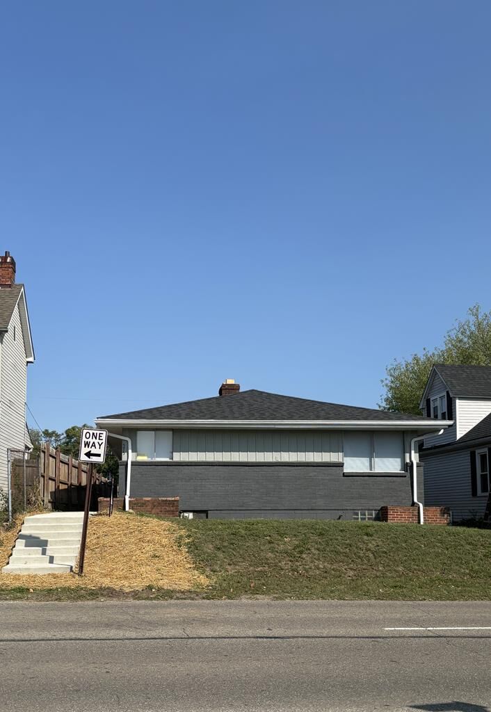Property Photo: 575 Orange Street OH 45601
