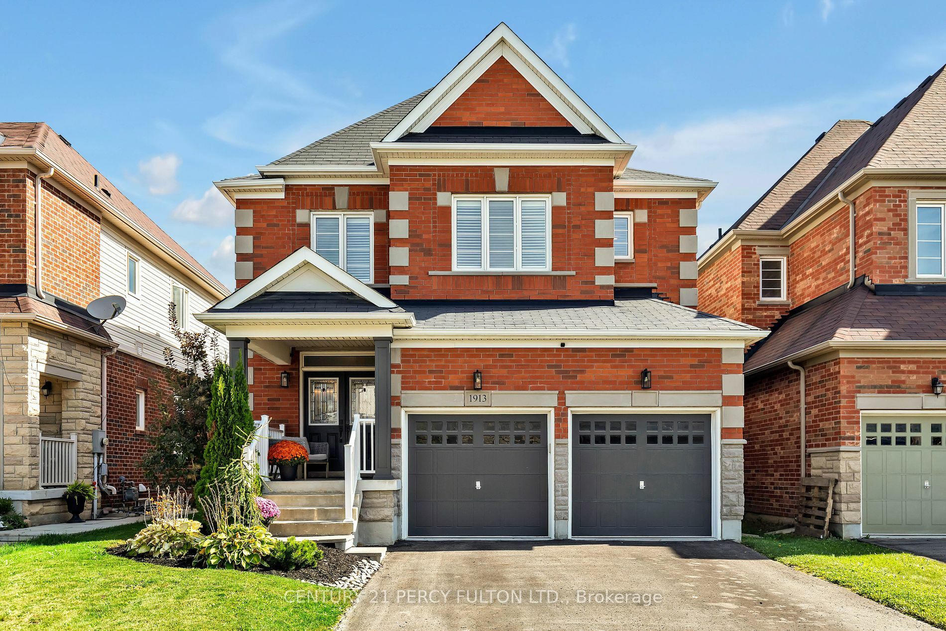 1913 Cocklin Cres  Oshawa ON L1K 0T6 photo