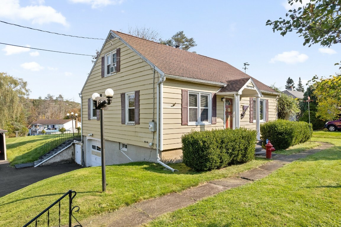 Property Photo:  1541 Glenwood Road  NY 13850 