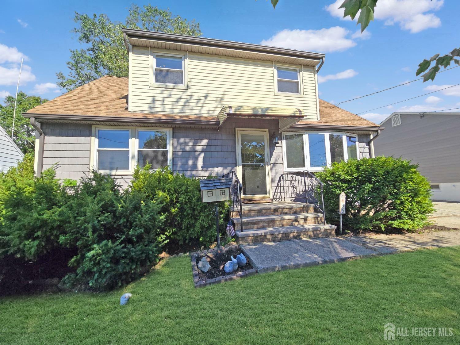 Property Photo:  96 Worden Avenue  NJ 08861 