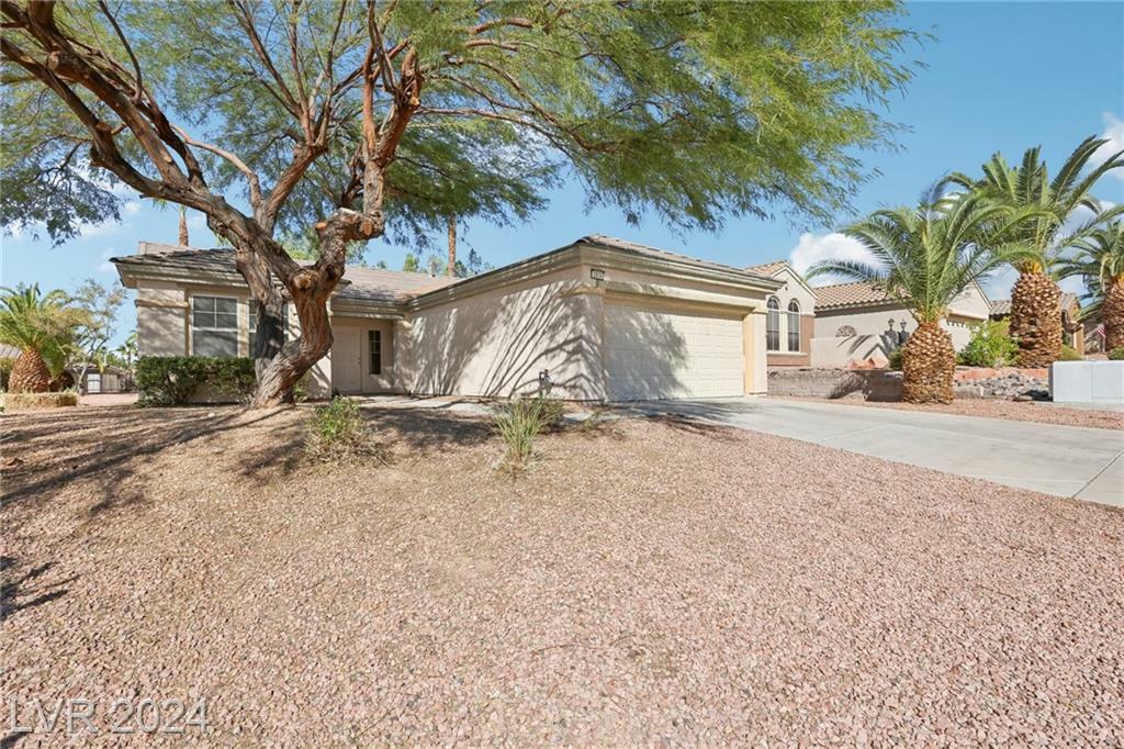 Property Photo:  2814 Somerset Springs Drive  NV 89052 