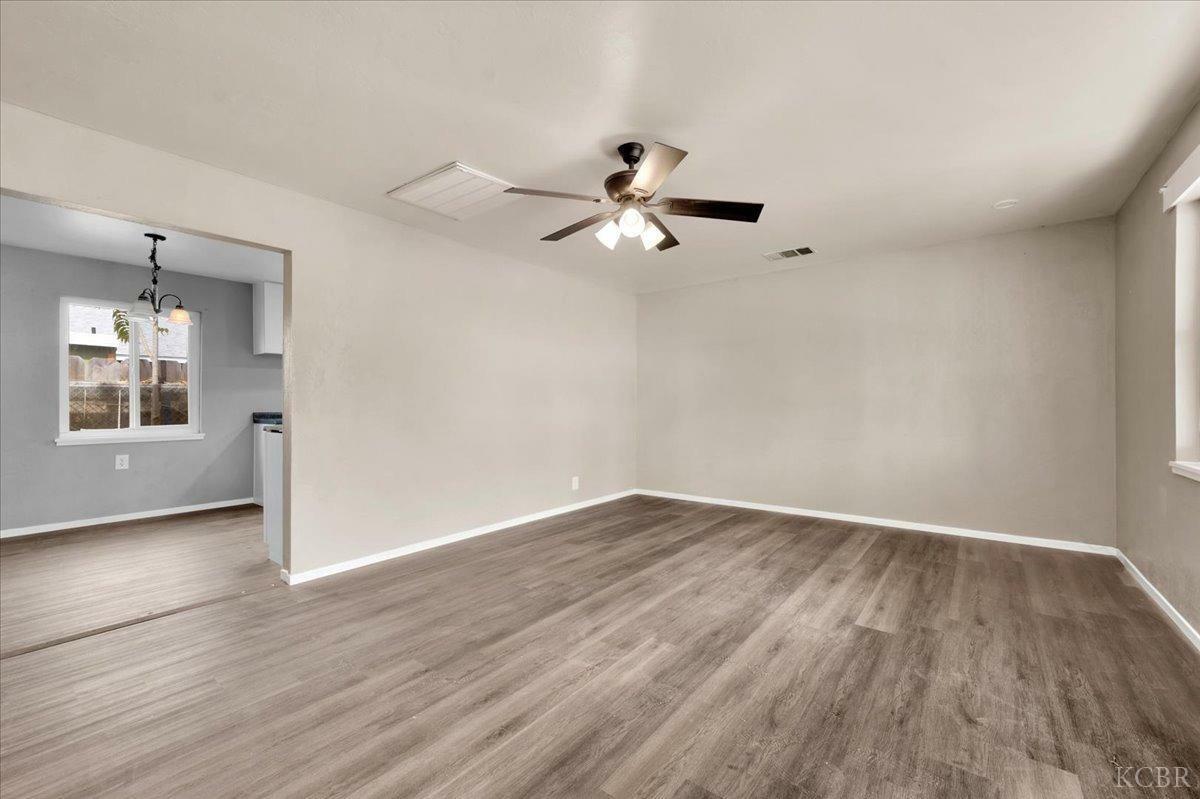 Property Photo:  238 W Houston Avenue  CA 93291 