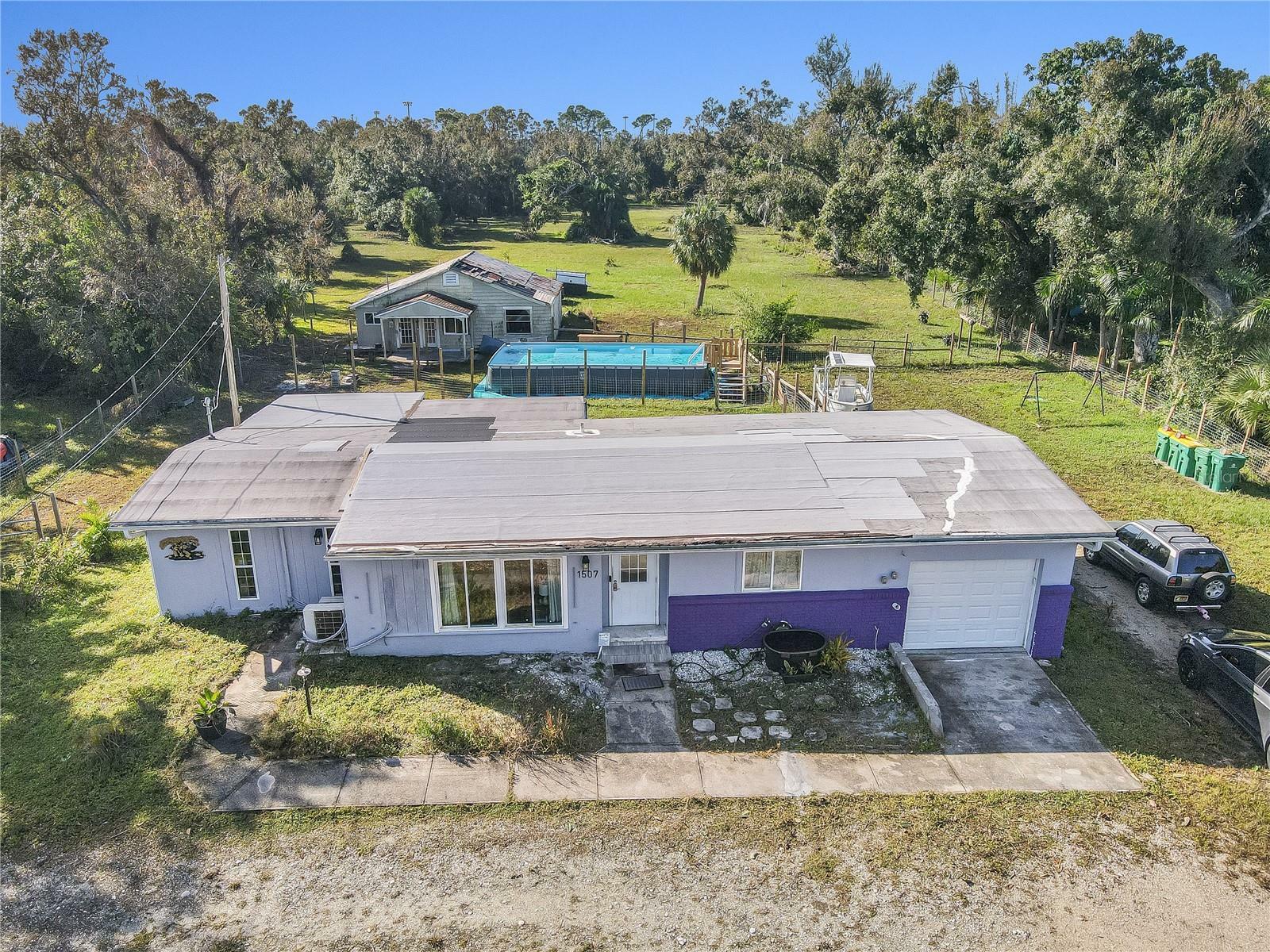 Property Photo:  1507 Lavilla Road  FL 33950 