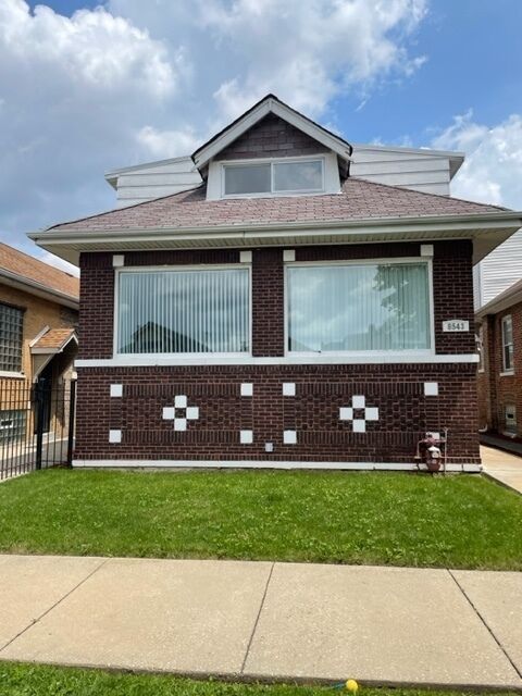 Property Photo:  8543 S Justine Street  IL 60620 