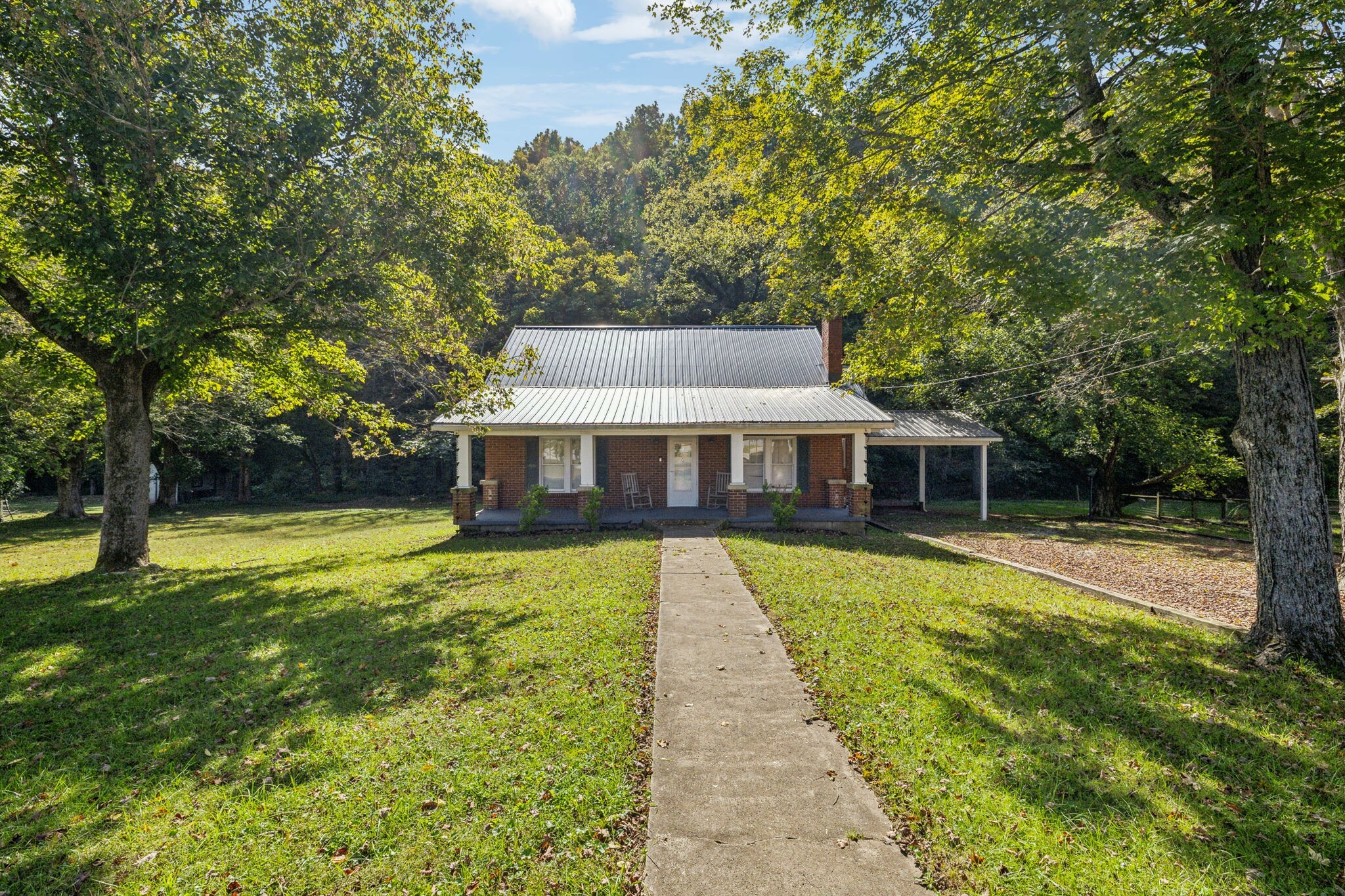 Property Photo:  519 Water St  TN 37036 