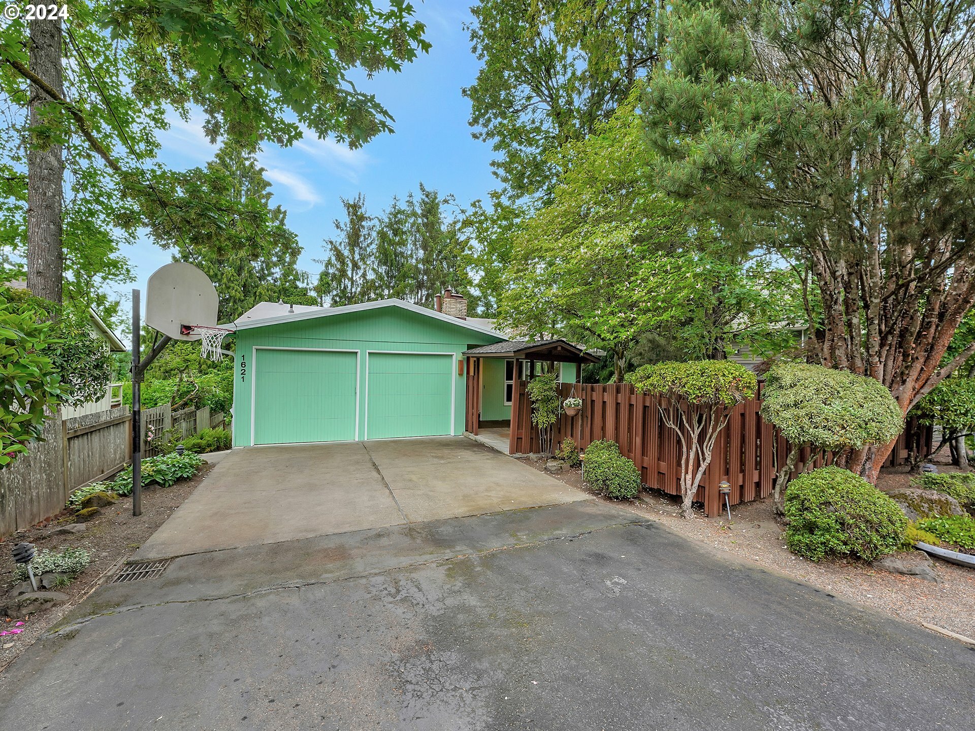 1621 Larch St  Lake Oswego OR 97034 photo