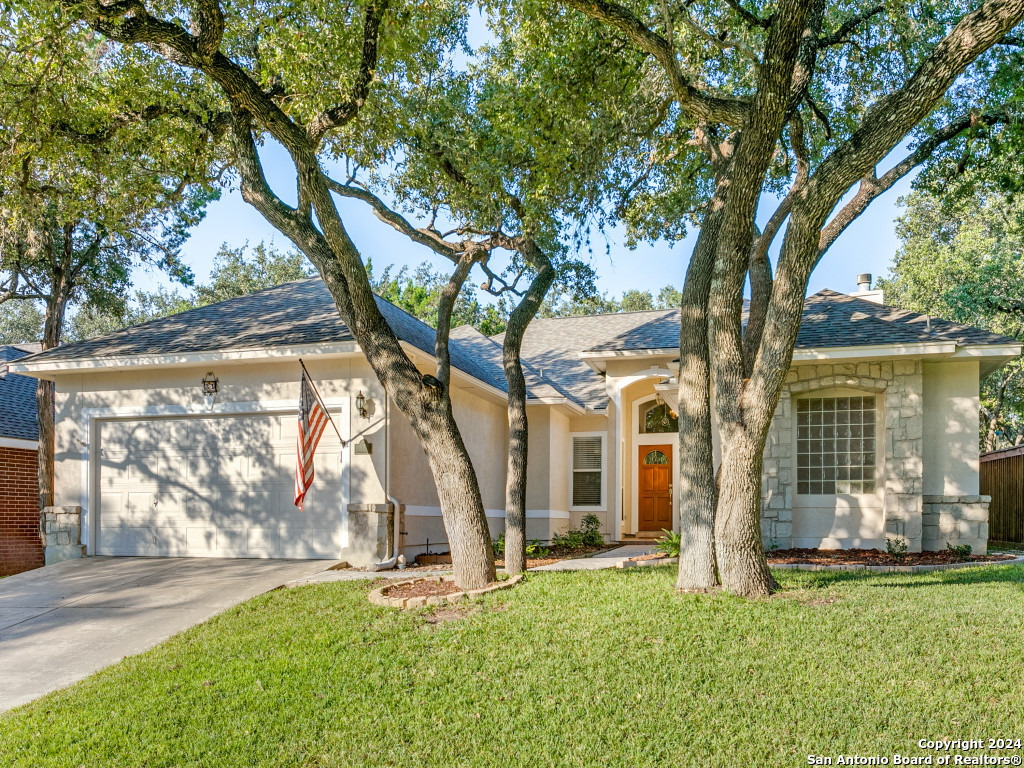 Property Photo:  31 Silverhorn Dr  TX 78216 