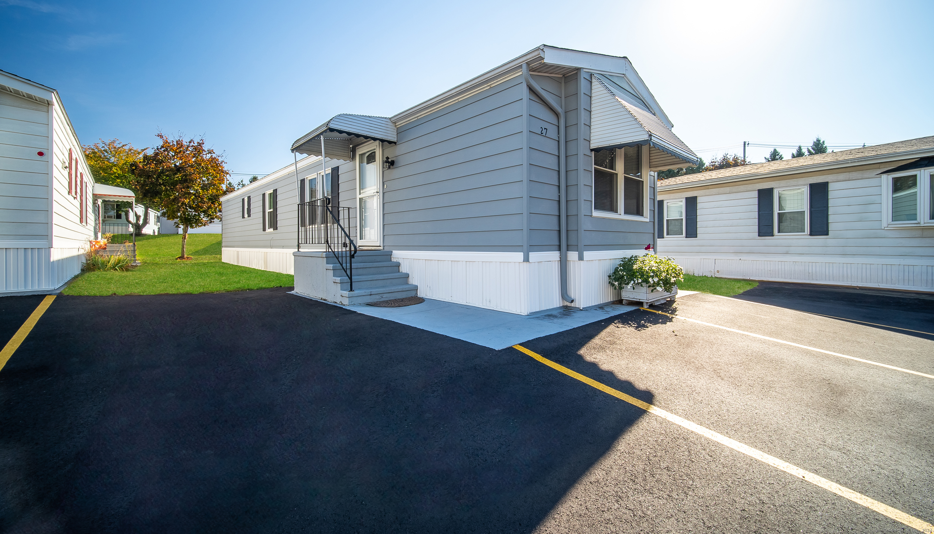 Property Photo: 27 Laurel View CT 06492