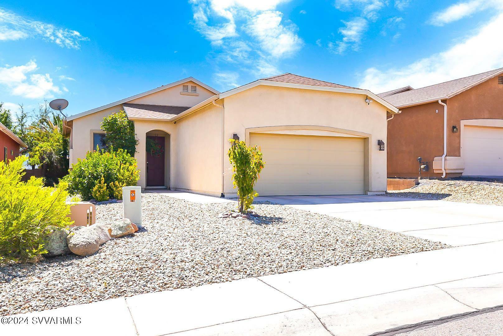 Property Photo:  765 W Azure Drive  AZ 86322 