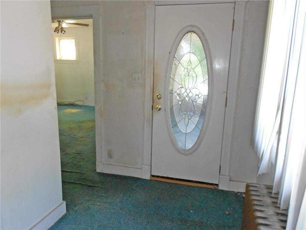 Property Photo:  116 Grant  PA 15223 