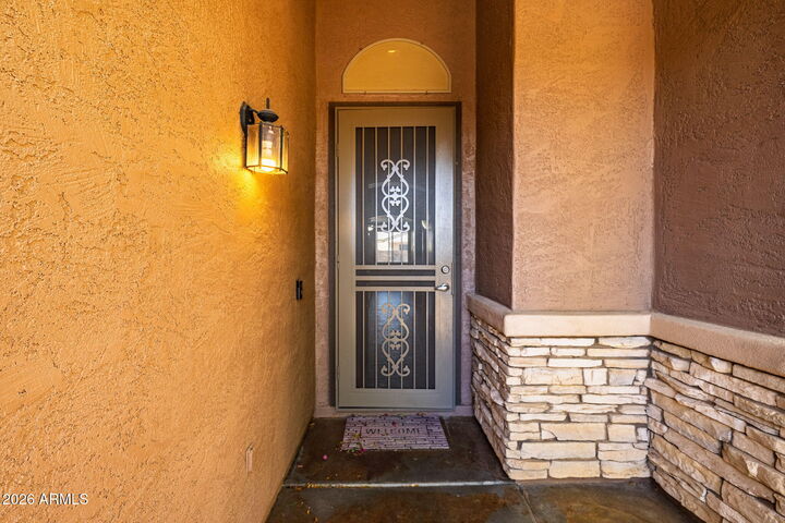Property Photo:  1542 E Chaparral Place  AZ 85122 