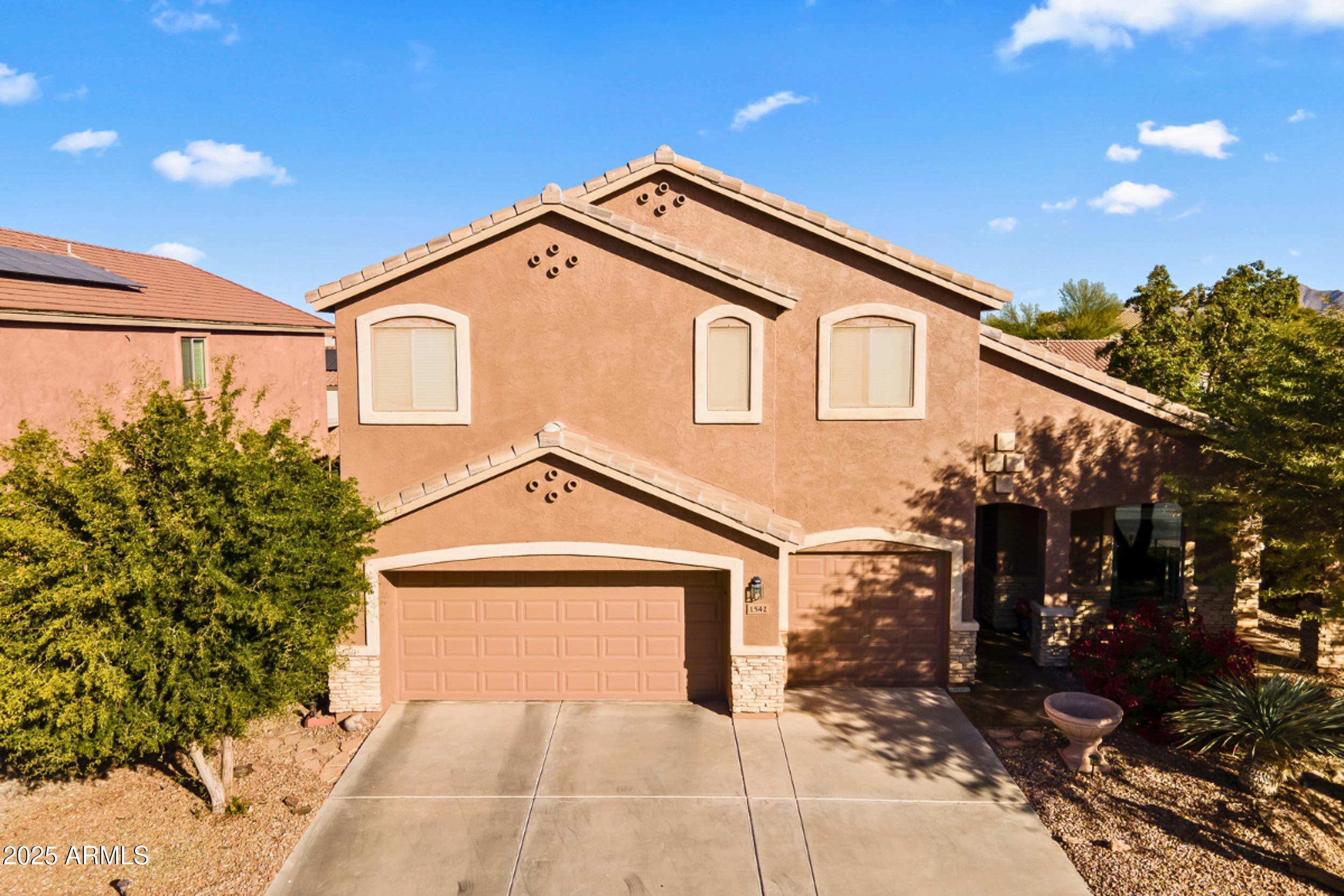 Property Photo: 1542 E Chaparral Place AZ 85122