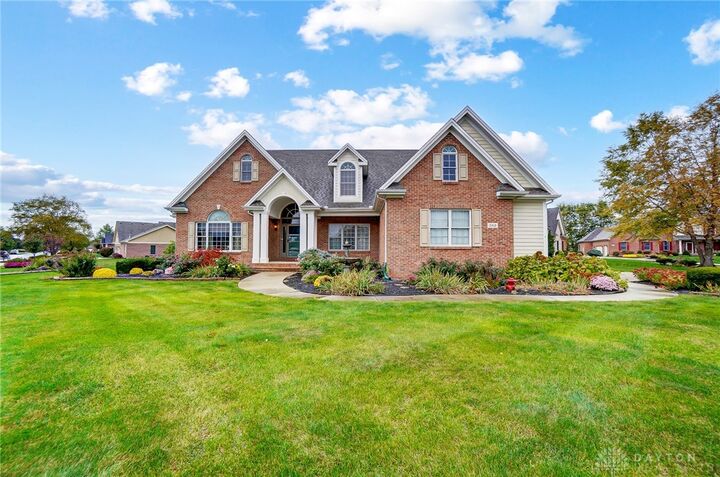582 Acadia Court  Troy OH 45373 photo
