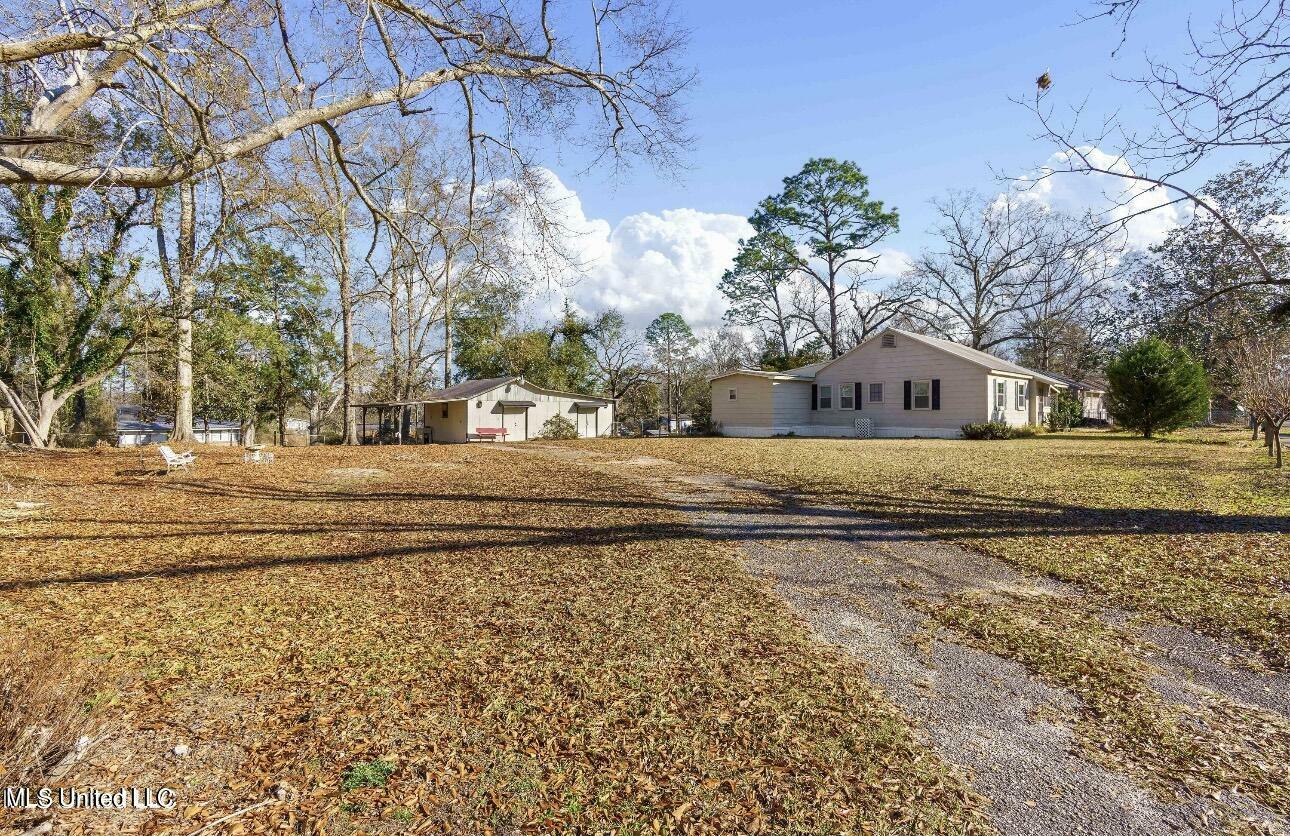 Property Photo:  64 Duncan Street  MS 39452 