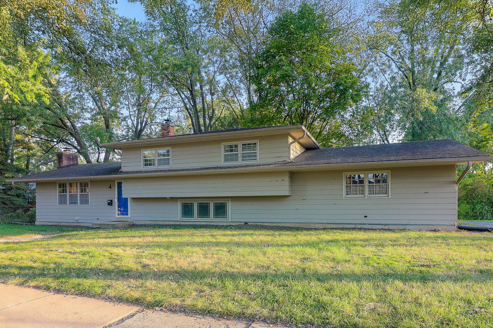 Property Photo:  116 Waxwing Avenue  IL 60565 