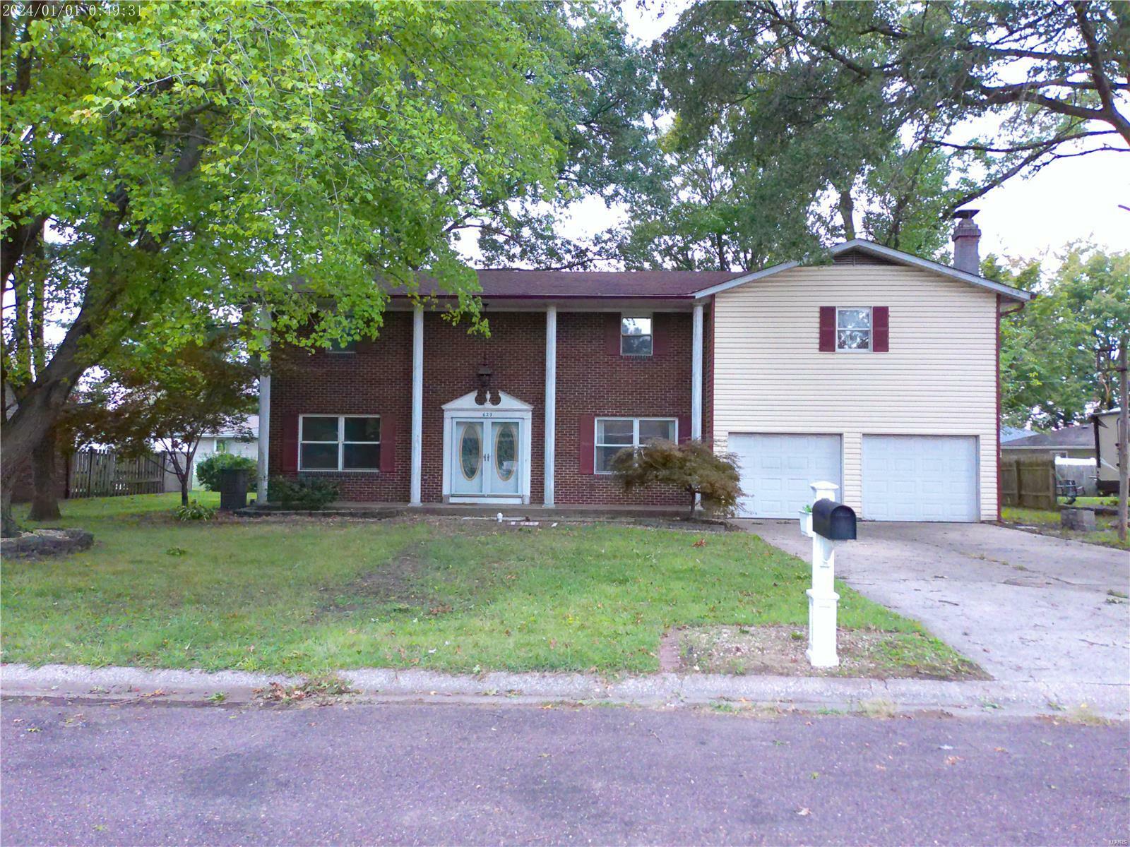 Property Photo:  629 Knipp Avenue  IL 62258 