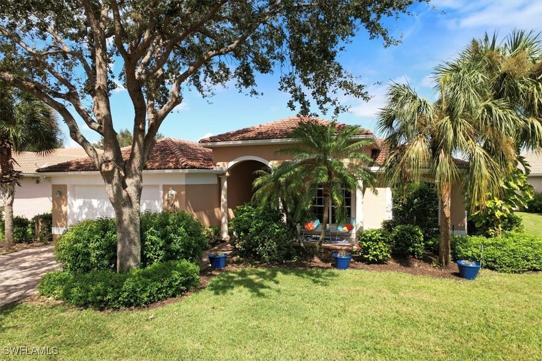 Property Photo:  3918 Recreation Lane  FL 34116 