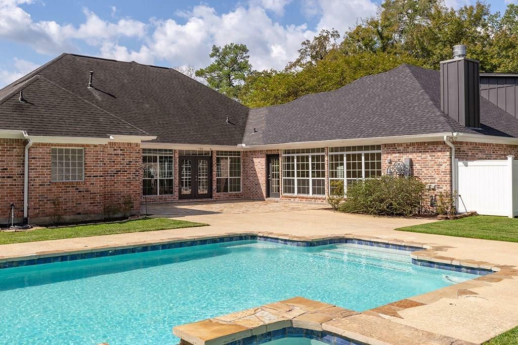 Property Photo: 101 Southern Trace TX 75901