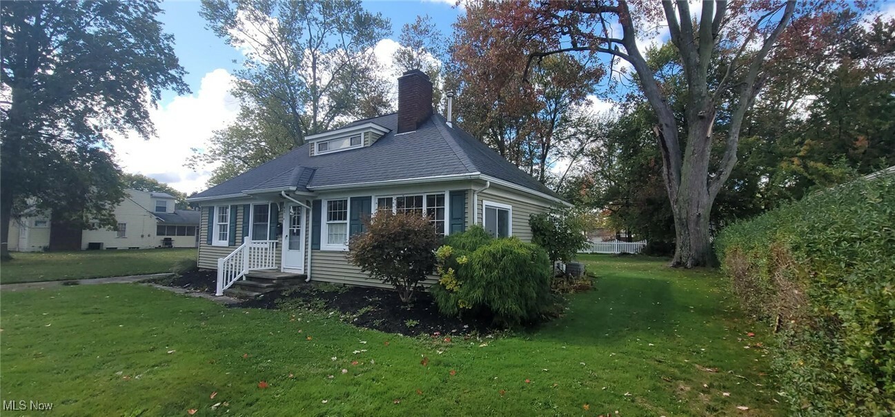 Property Photo:  4814 Glenn Lodge Road  OH 44060 