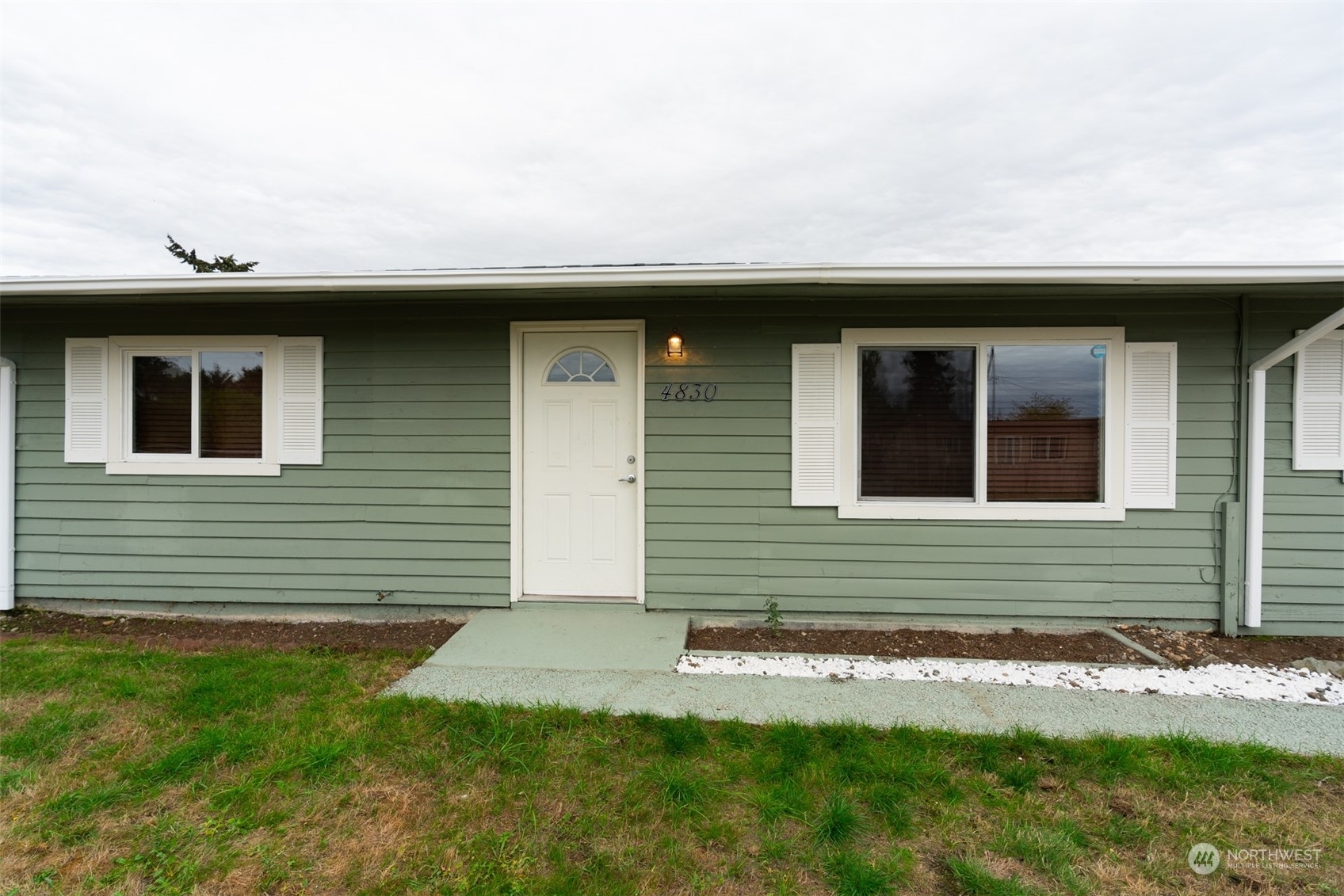 Property Photo:  4830 Diamond Boulevard SW  WA 98499 