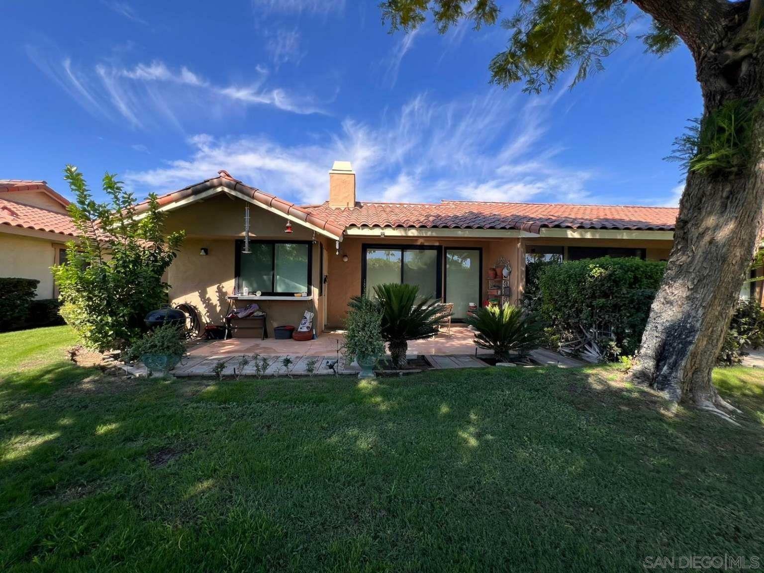 Property Photo:  321 S Sierra Madre  CA 92260 