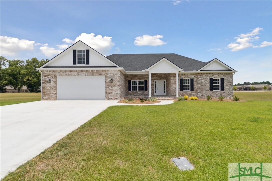 Property Photo:  5 Honeysuckle Drive  GA 30417 