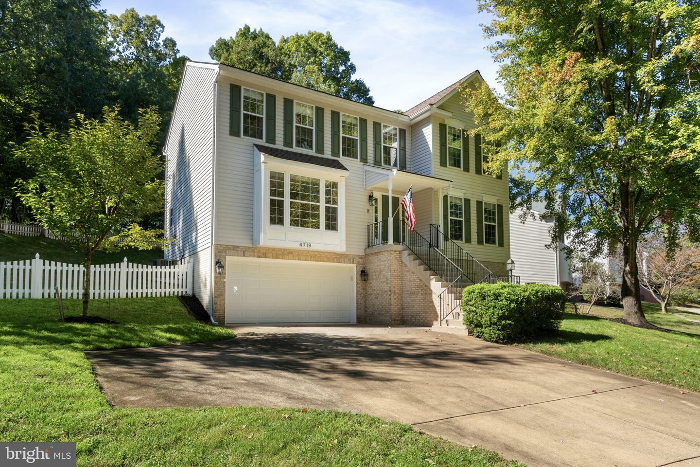 Property Photo:  4719 Pearson Drive  VA 22193 