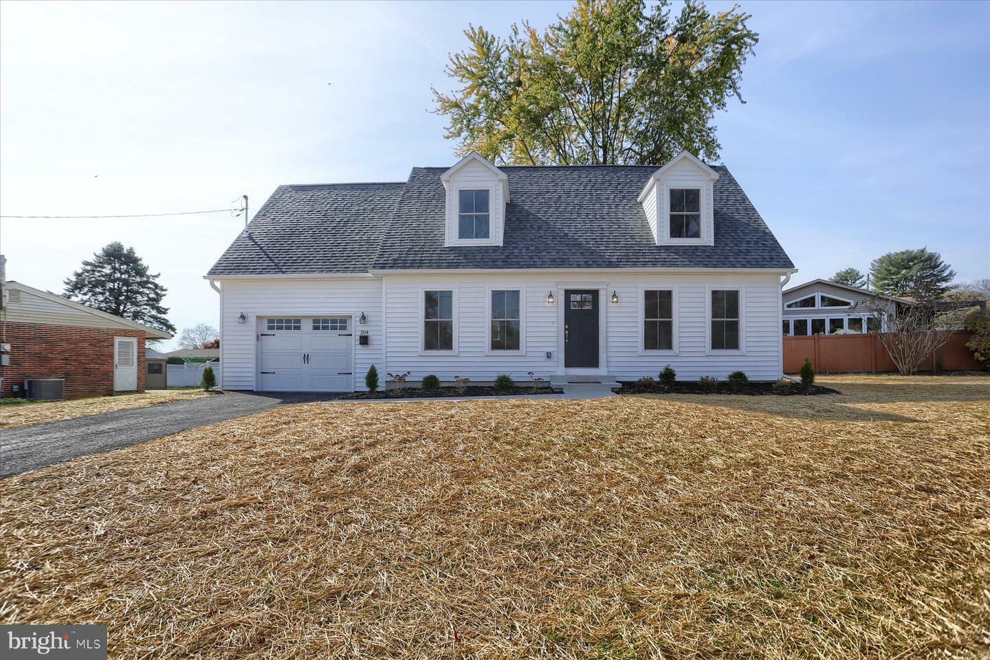 Property Photo:  204 Runson Road  PA 17011 