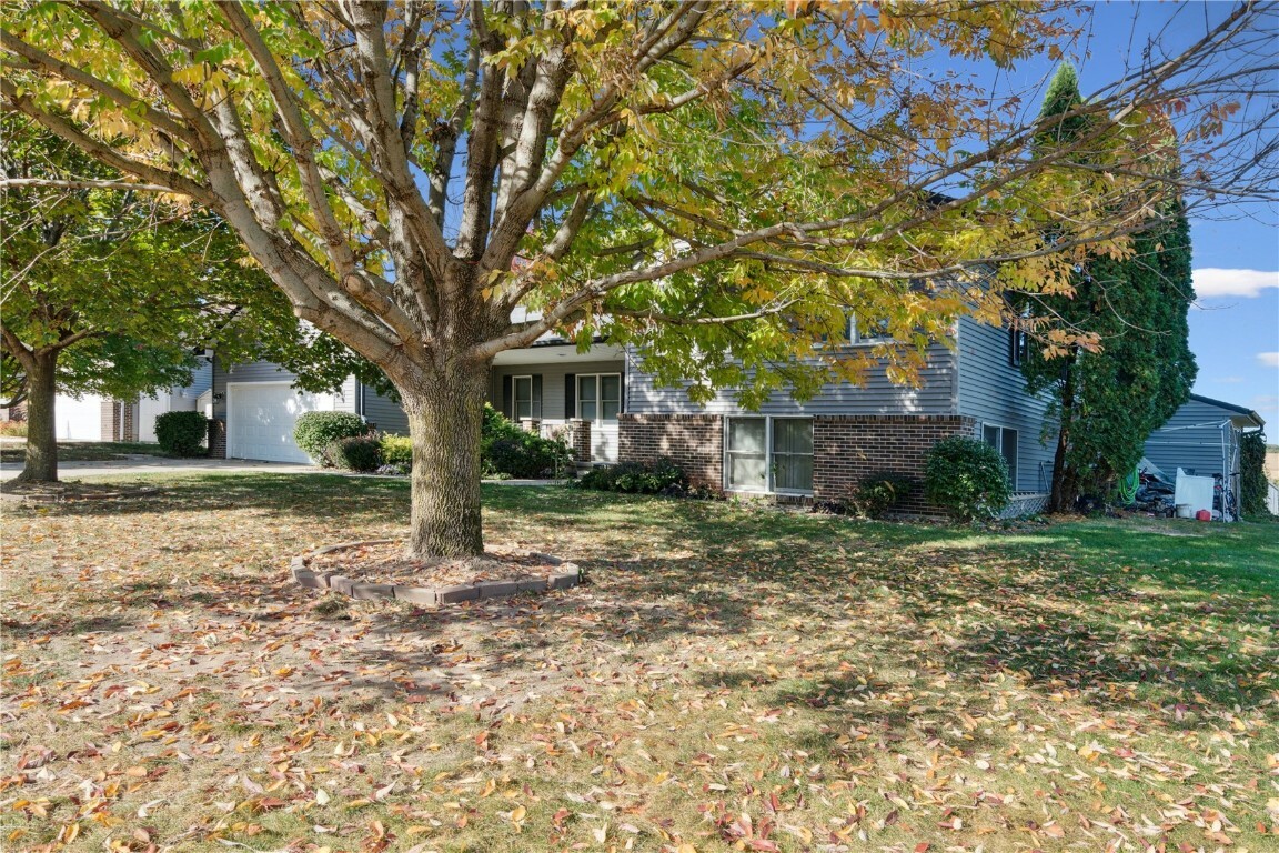 Property Photo:  525 29th Avenue  IA 52203 