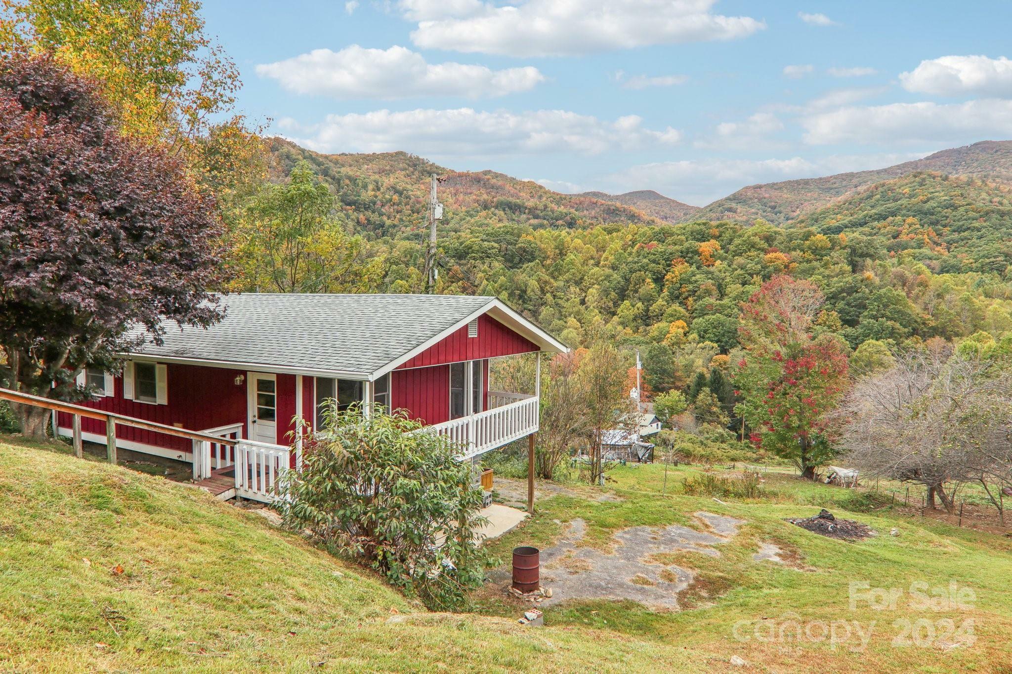 43 Rena Drive  Maggie Valley NC 28751 photo