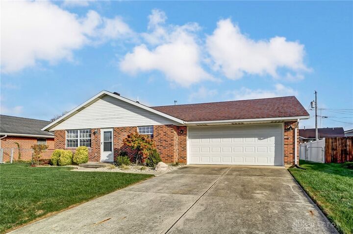 1722 Elaina Drive  Springfield OH 45503 photo