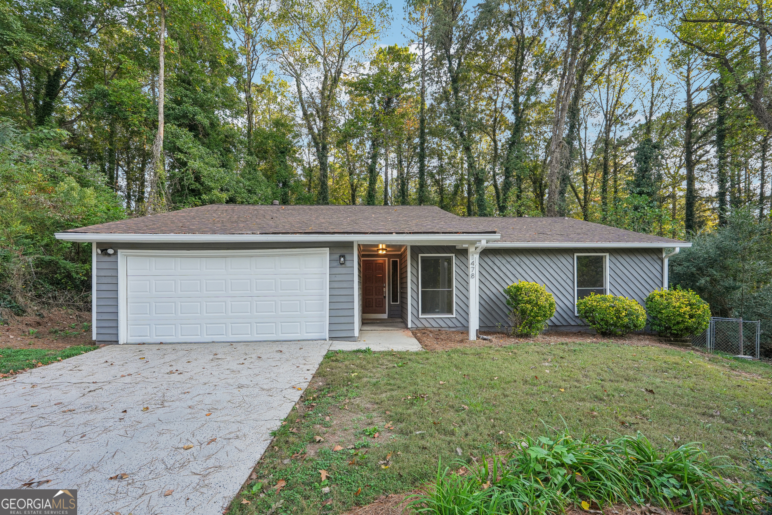 1478 Surf Court NE  Marietta GA 30066 photo